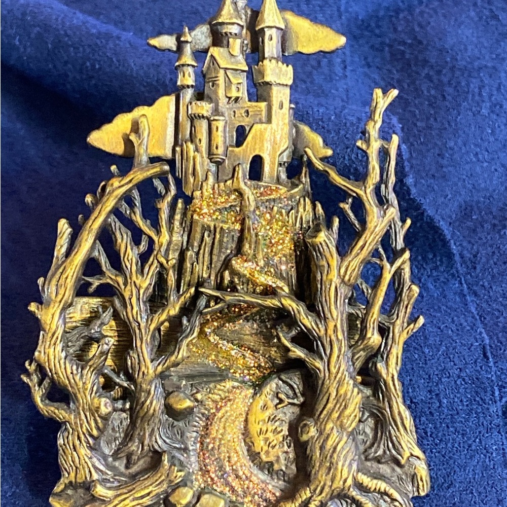 Vintage JJ Fantasy Castle Brooch Gold Tone Mystical Woodland Glitter Path - Picture 2 of 6